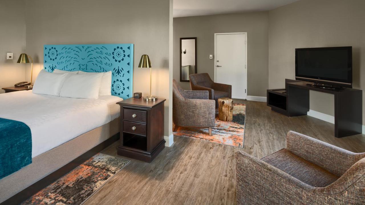 Hotel Indigo San Antonio Riverwalk By Ihg Экстерьер фото