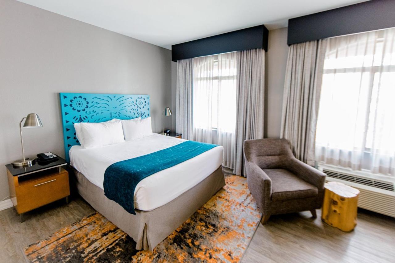 Hotel Indigo San Antonio Riverwalk By Ihg Экстерьер фото
