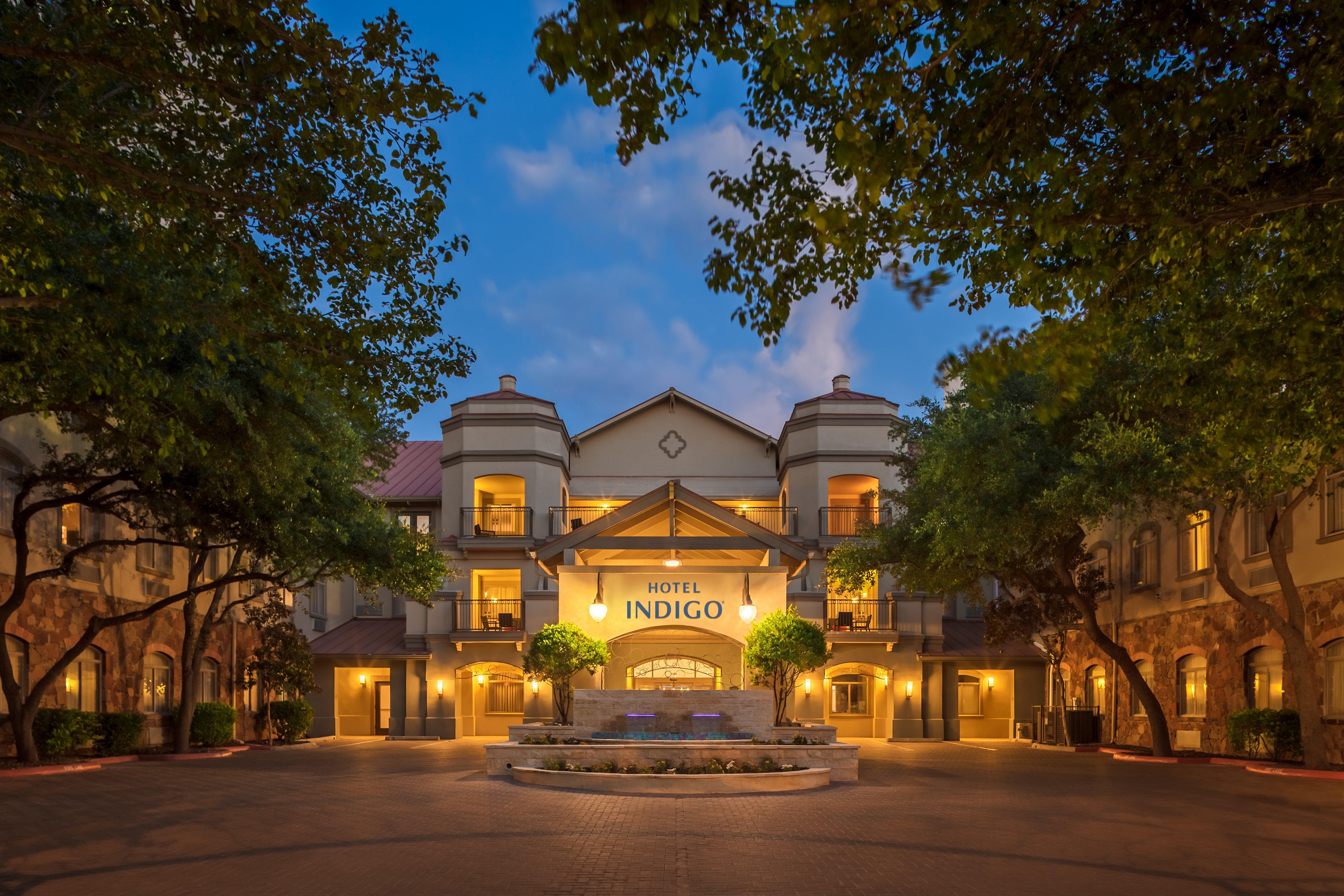 Hotel Indigo San Antonio Riverwalk By Ihg Экстерьер фото